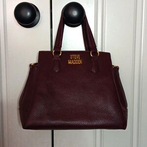 Trendy Women's Steve Madden Purse | Chic & Functional